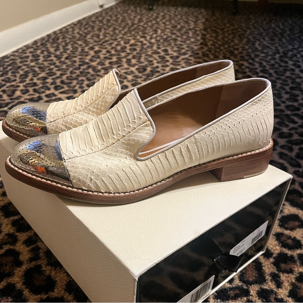 Rachel Roy Ivory Gold Cap Toe Loafers - size 7.5